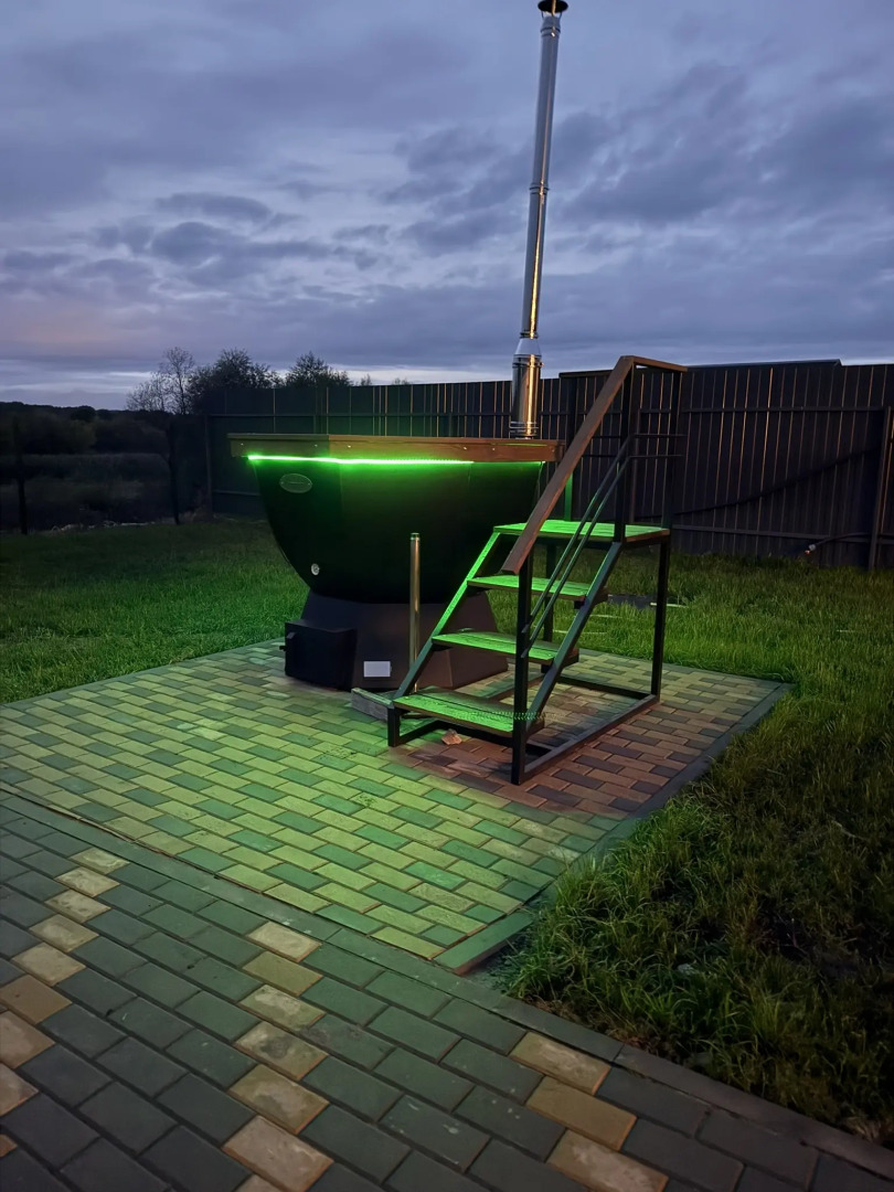 Частный дом На берегу реки с банным чаном