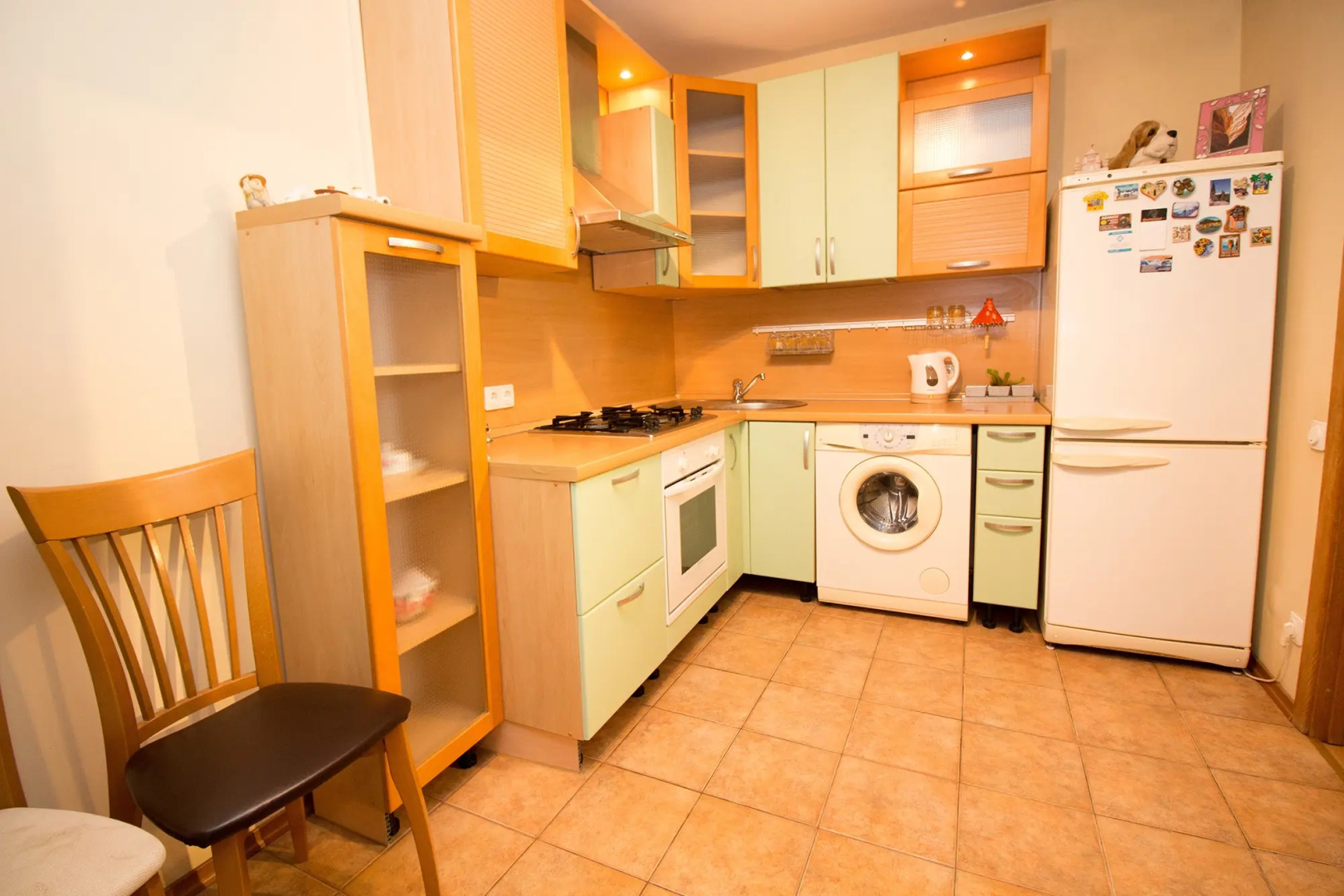 Апартаменты на Ельнинской 13