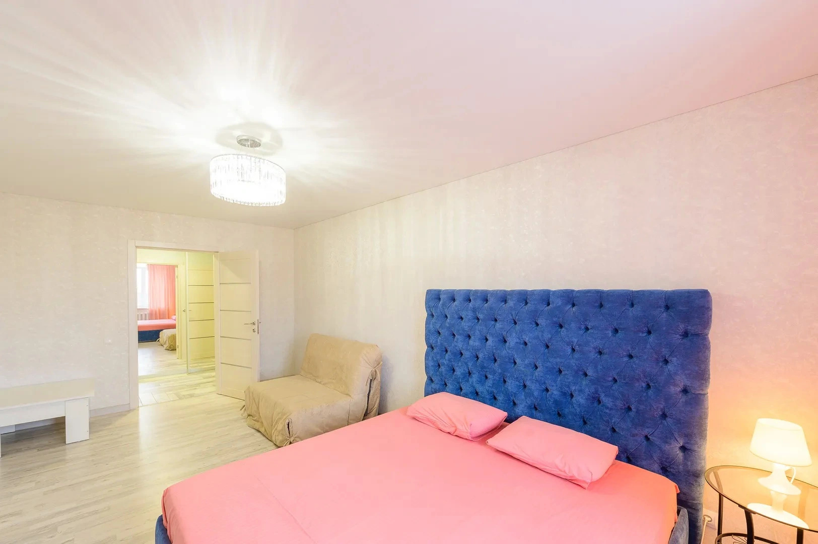 Апартаменты Home Away From Home