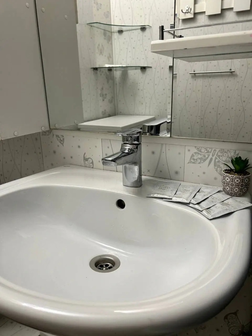 Апартаменты Двухкомнатная Квартира Шахтеров 23