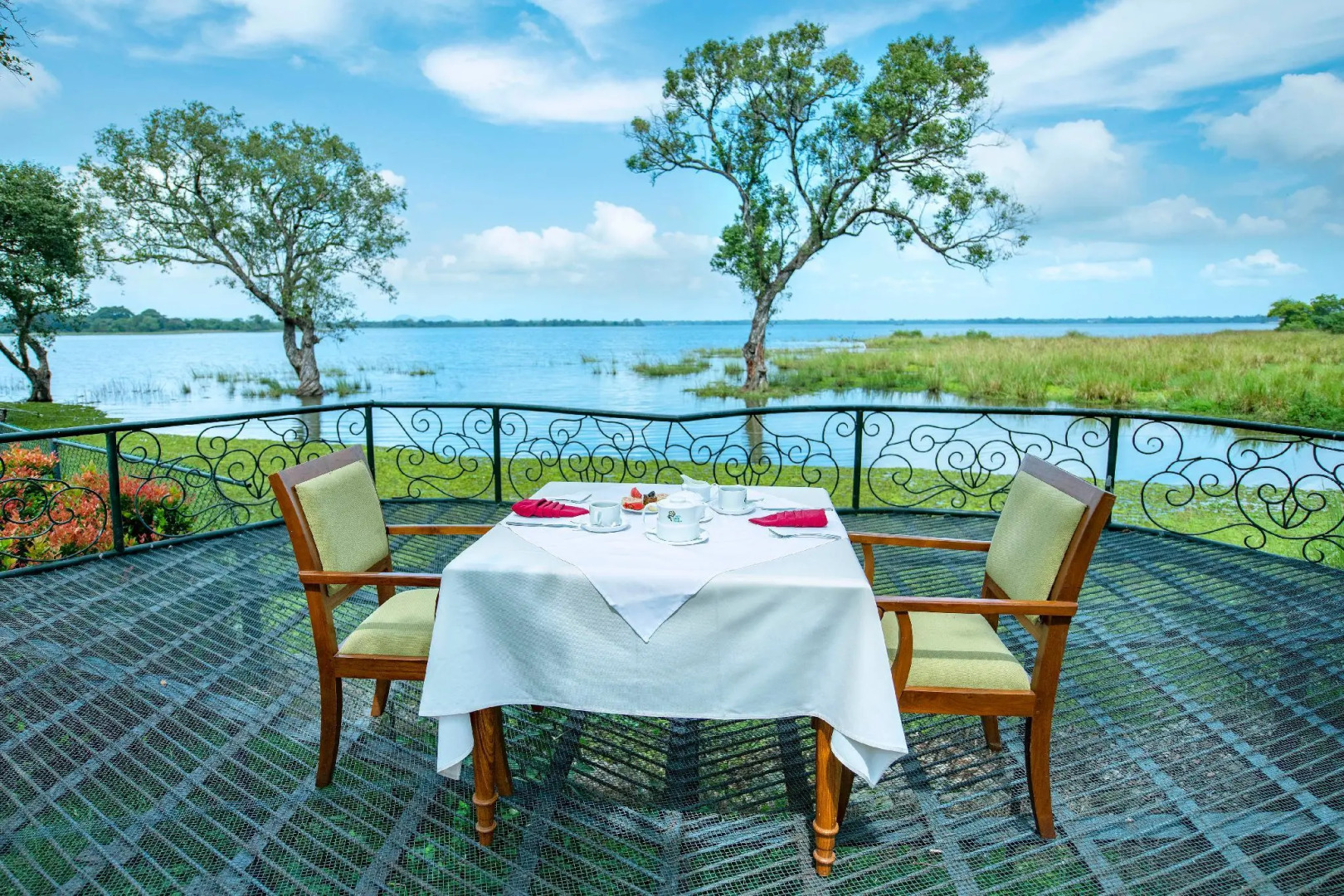 Отель Hotel Sudu Araliya