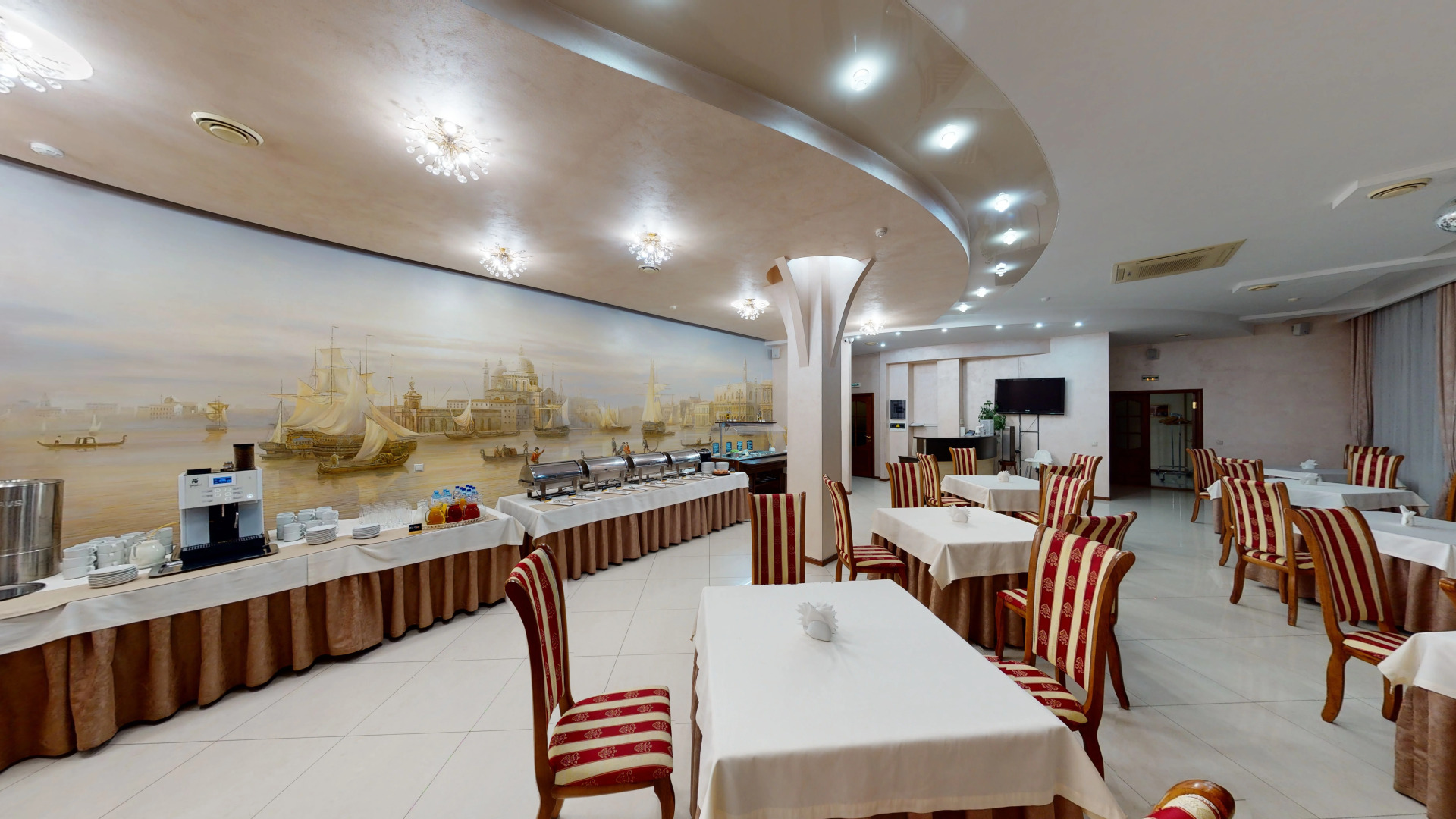 Отель Платан Южный