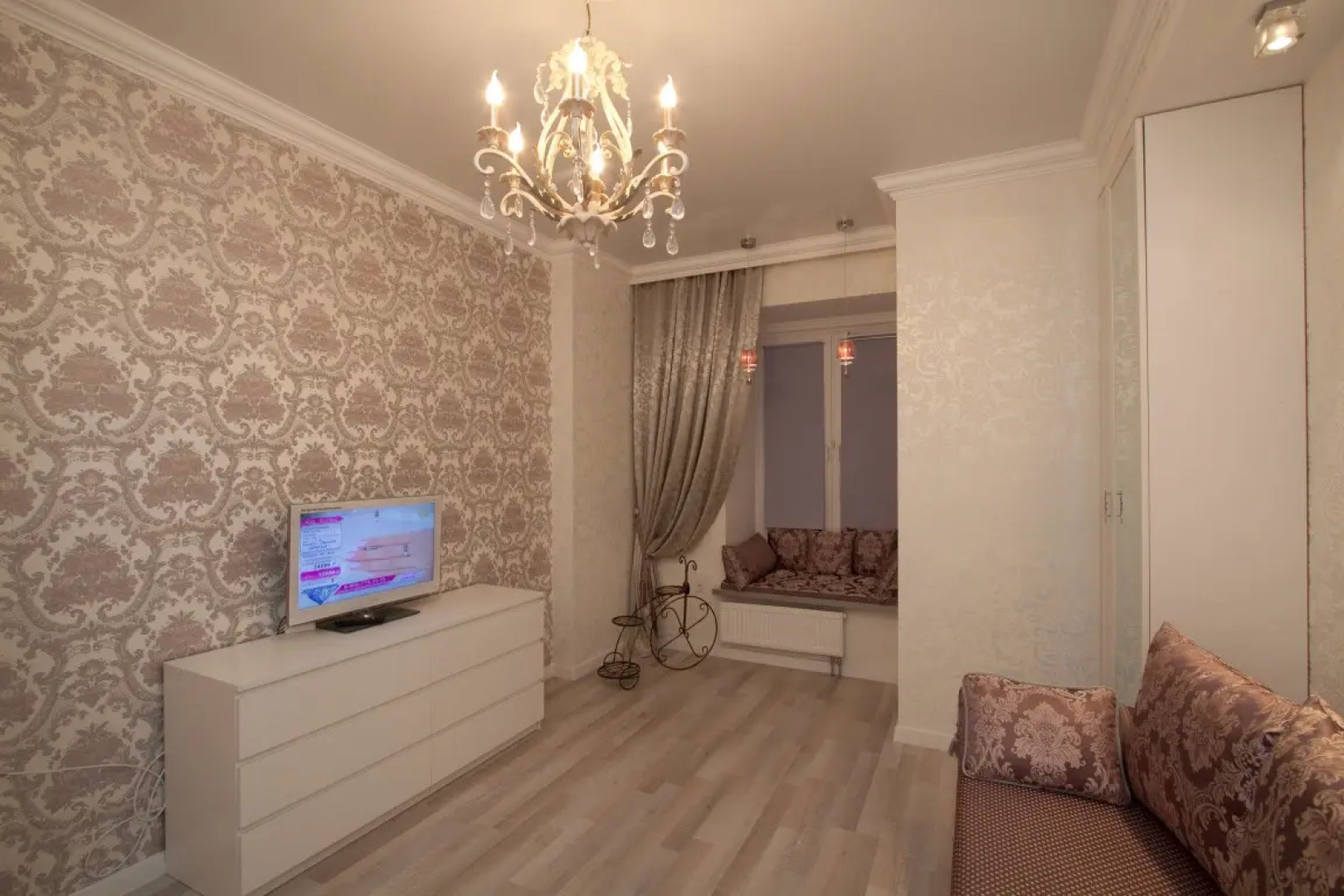 Апартаменты SAMOцвет 4 на Киевской 3