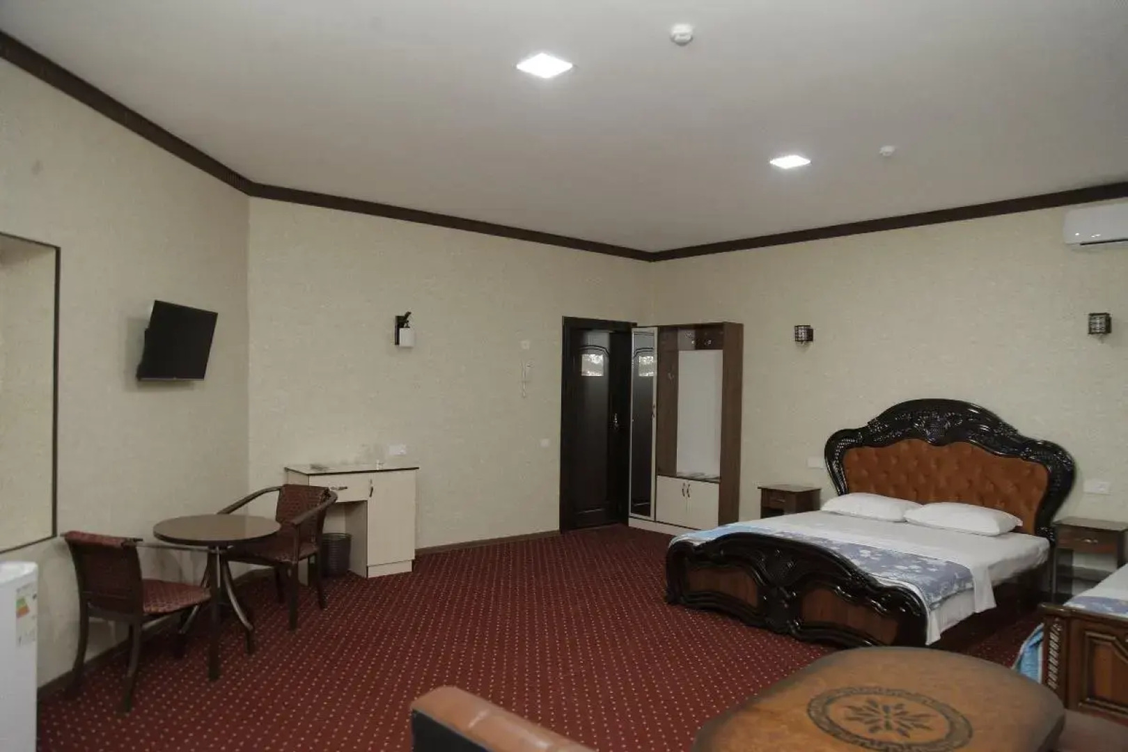 Отель MUFARSHOX