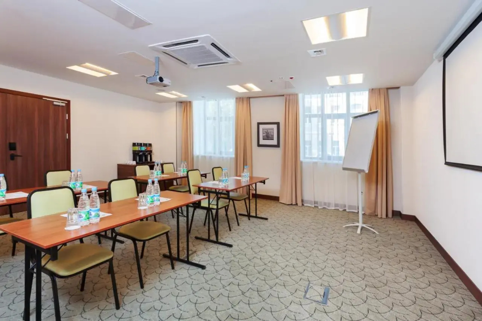 Отель Hampton by Hilton Samara