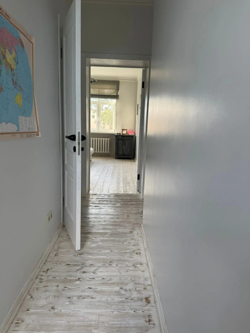 Двухкомнатные апартаменты на Большой Троицкой 28