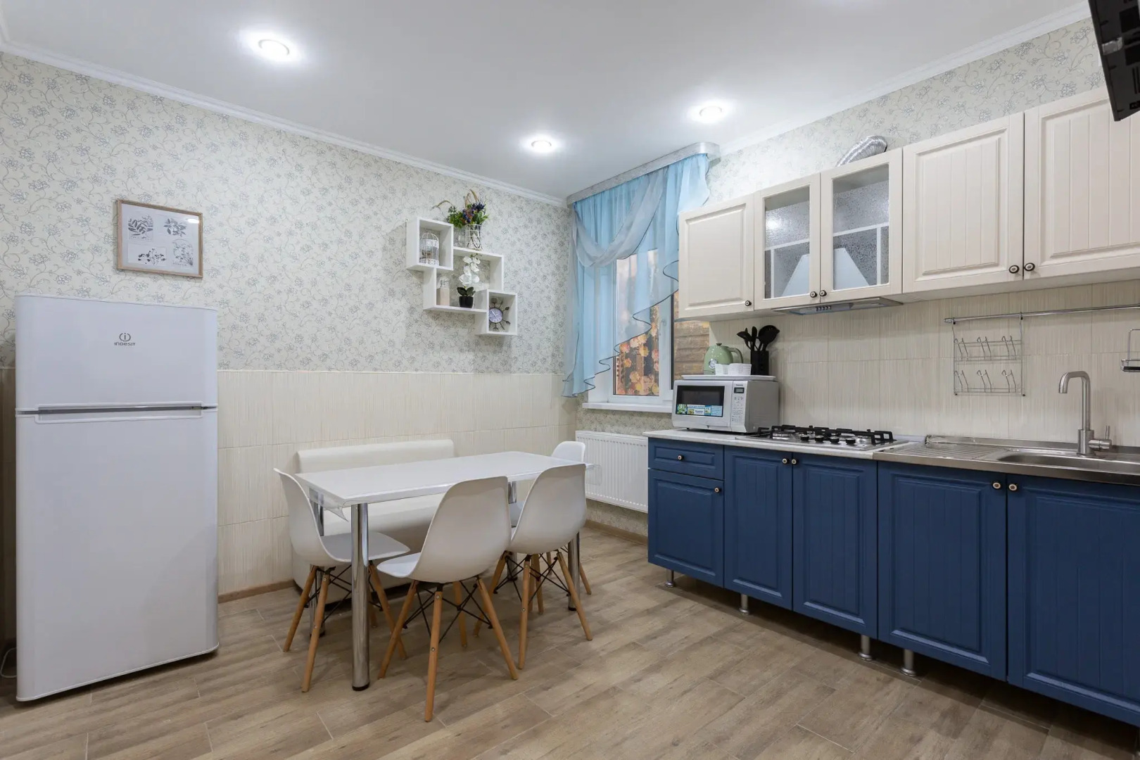 Апартаменты 2-комнатные в таунхаусе с гаражом в Кудепсте