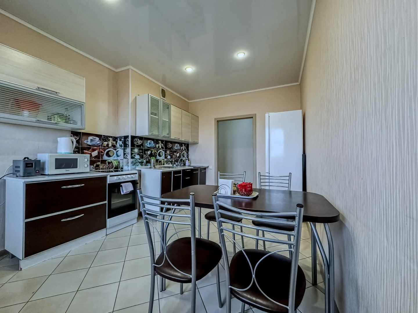 Квартира Green FOX двухкомнатная очень просторная