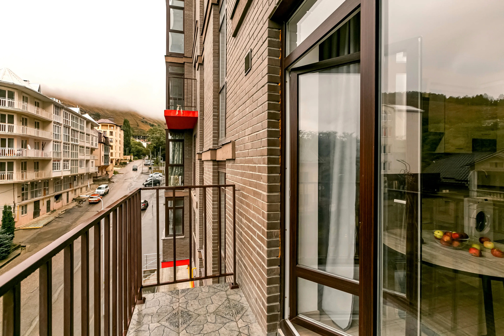 Апартаменты Жасмин от Ирины Савельевой - С лаундж-зоной и балконом- В курортной зоне- У входа в верхний Национальный парк