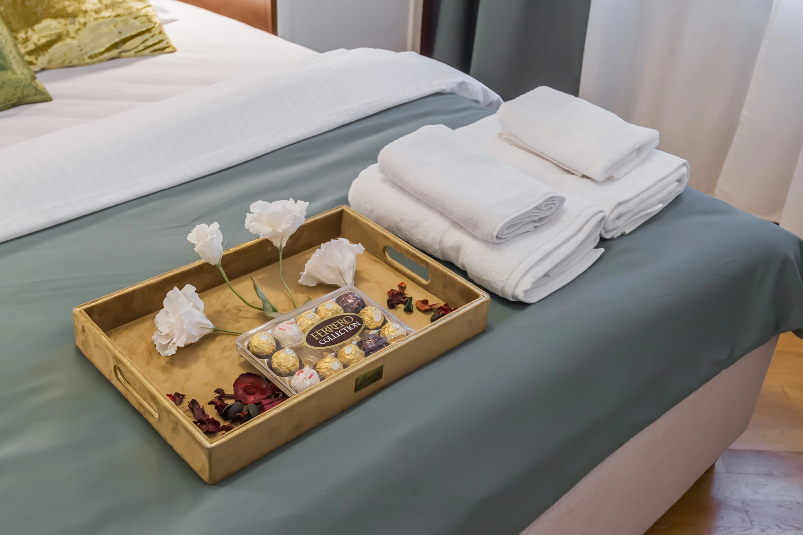 Квартира GM Apartments на 16 этаже Сталинской высотки