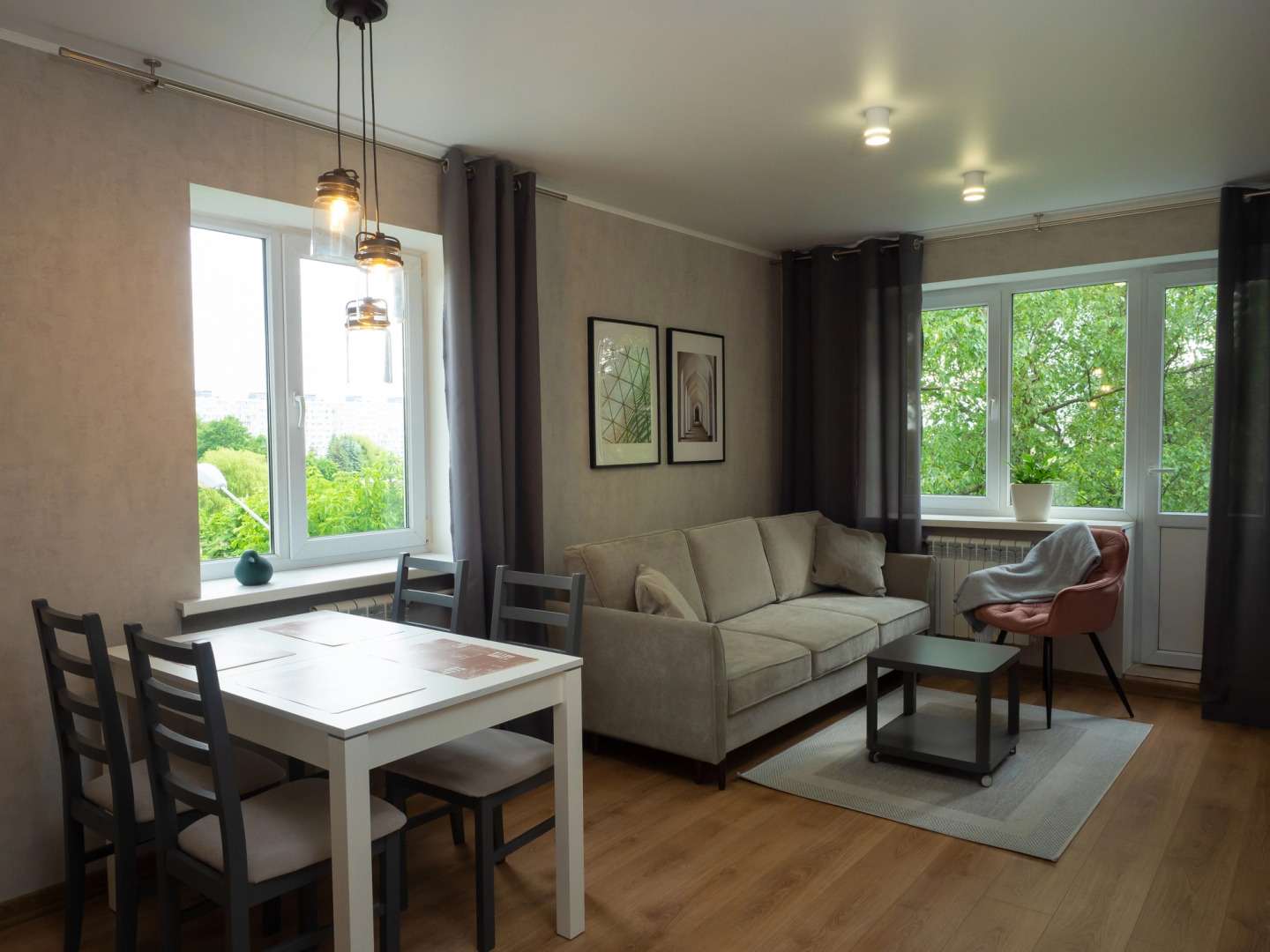 Квартира в Центре с Видом на Озеро