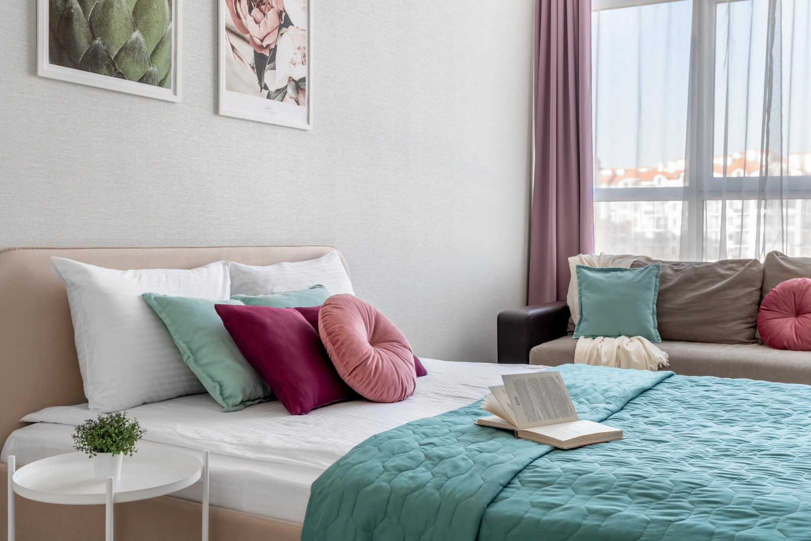 Квартира Просторная в Живописном Районе от Home Group apartments