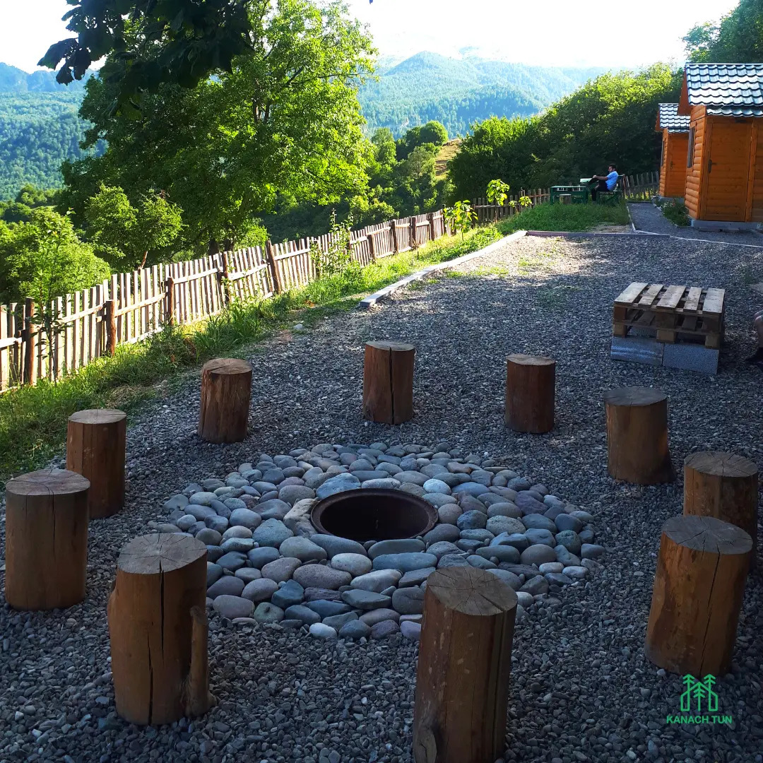 Kanach tun (Green home)