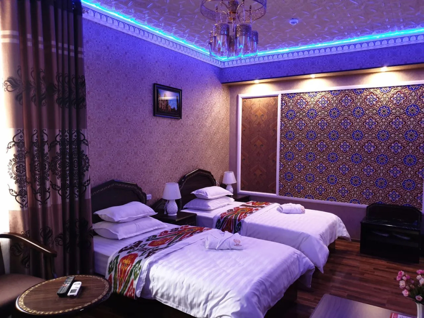 Отель Шарк Плаза