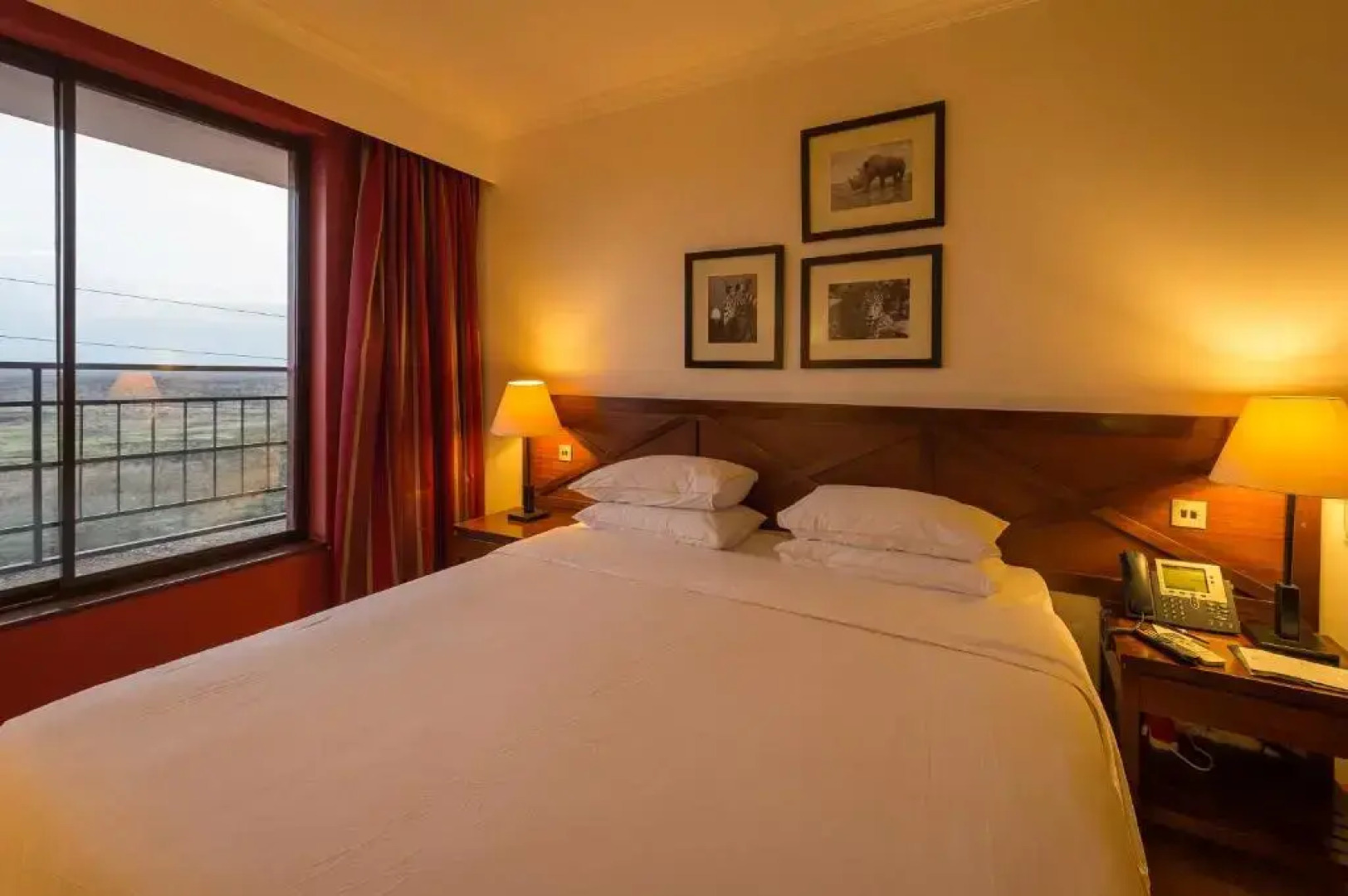 Отель Ole Sereni