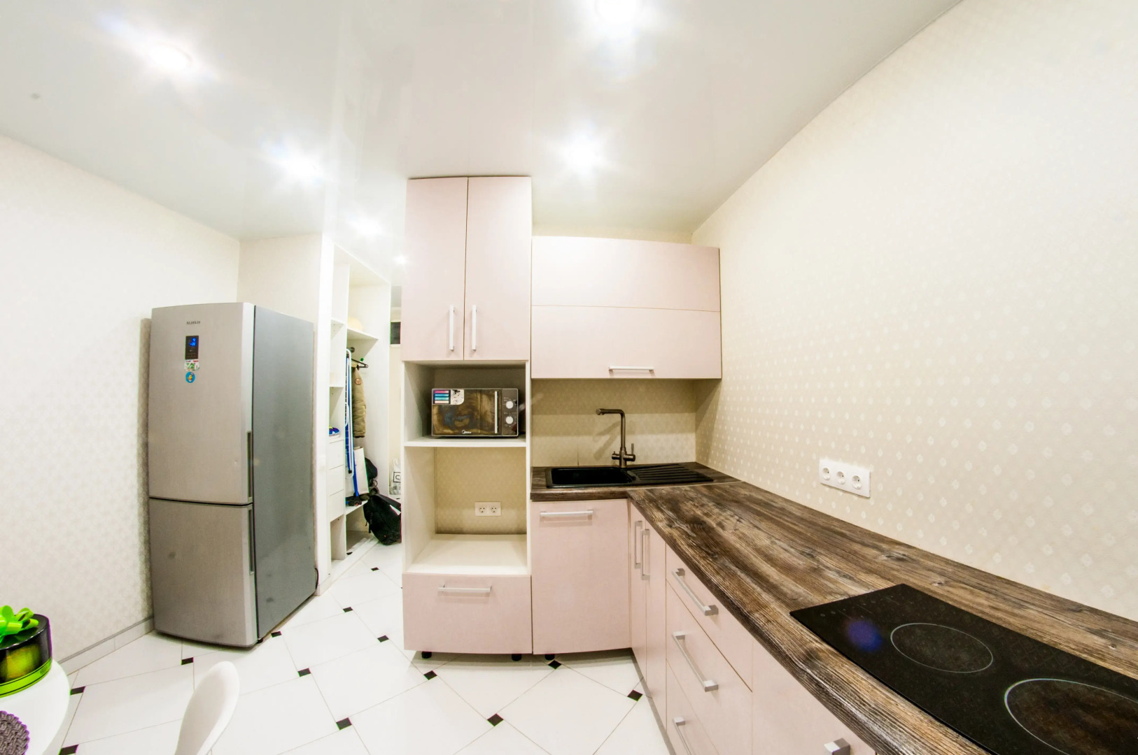 Апартаменты White