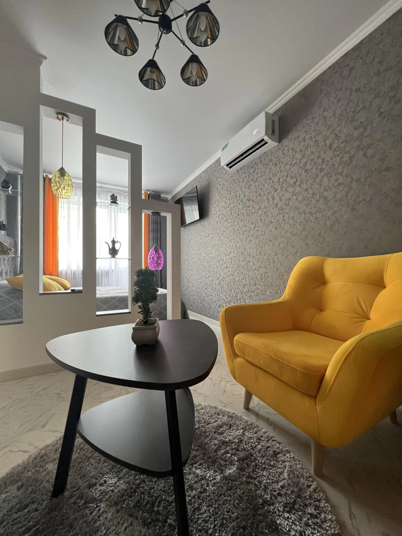 Апартаменты на Металлургов 13