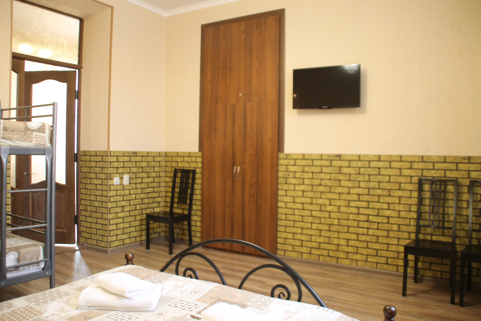 Апартаменты Кольцова 18/9