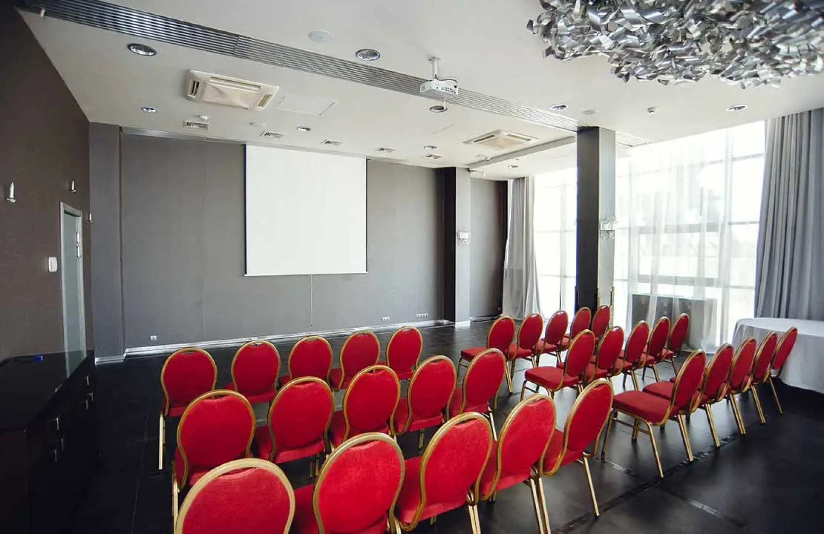 Отель Золотой Затон