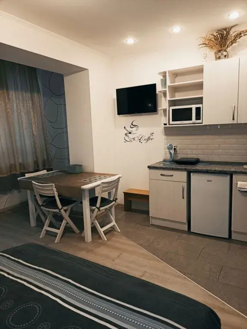 Апартаменты фисташковые на Солнечной улице 17