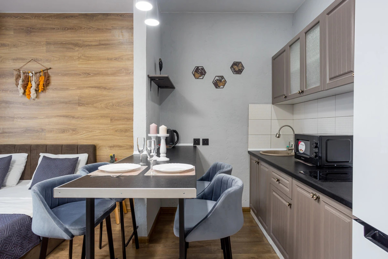 Квартира на Домбайской 10