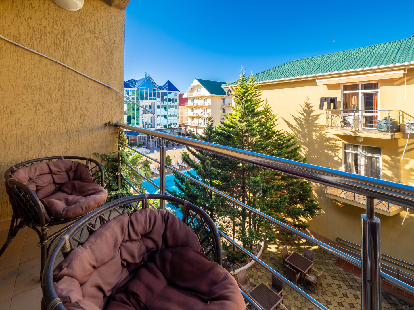 Апартаменты У Моря С Бассейном в ЖК Солнечный апр36