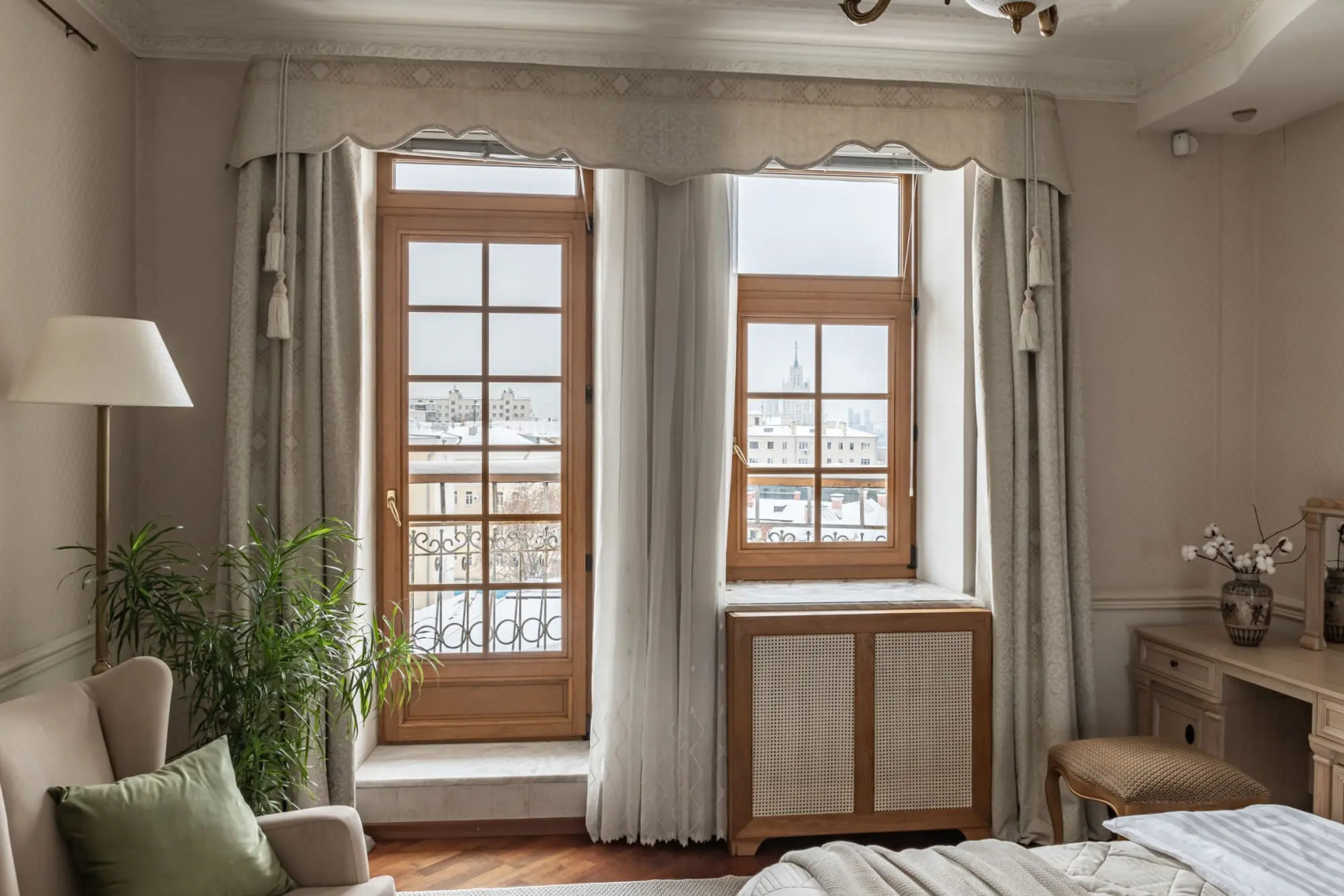 Квартира 4х комнатная  с парковкой возле Кремля