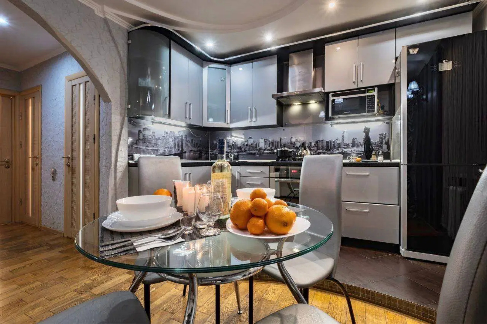 Достойная четырехкомнатная квартира в центре