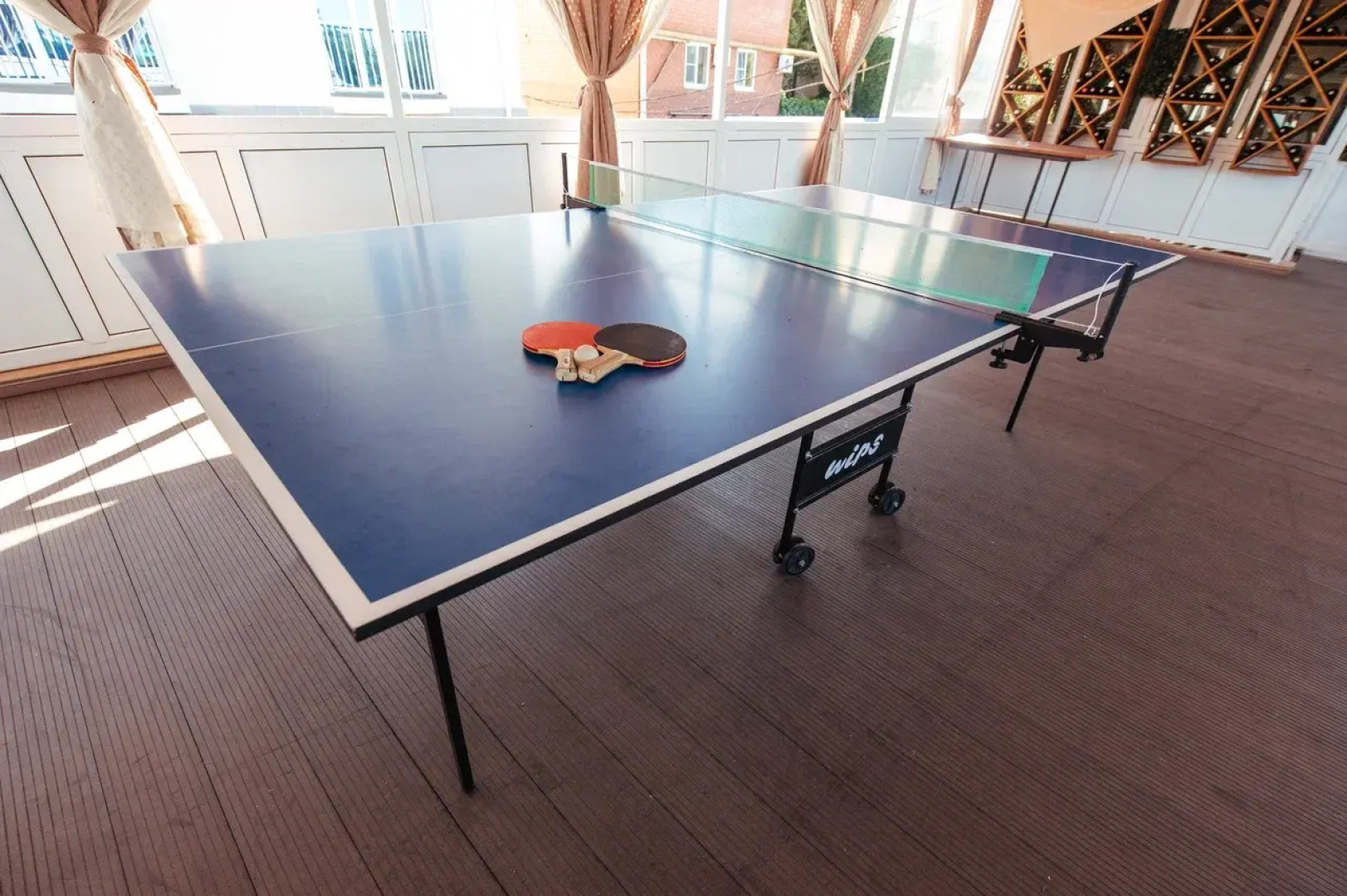 Отель Торнадо