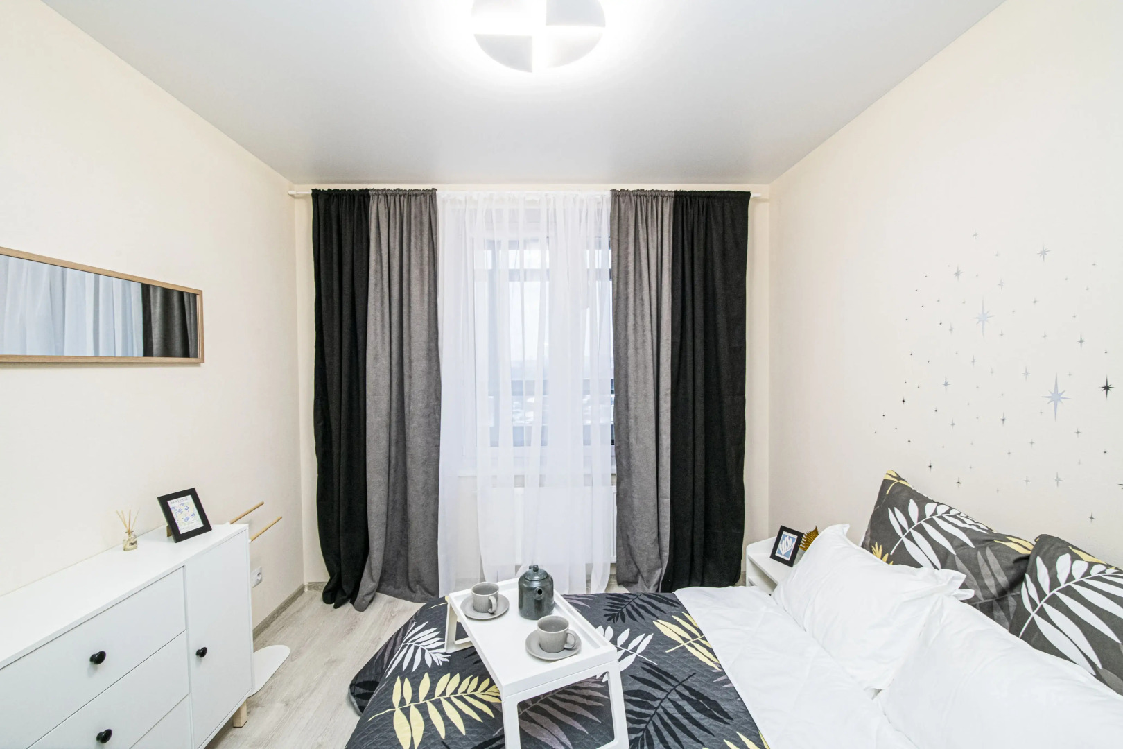 Апартаменты SunSet Хохлова 7