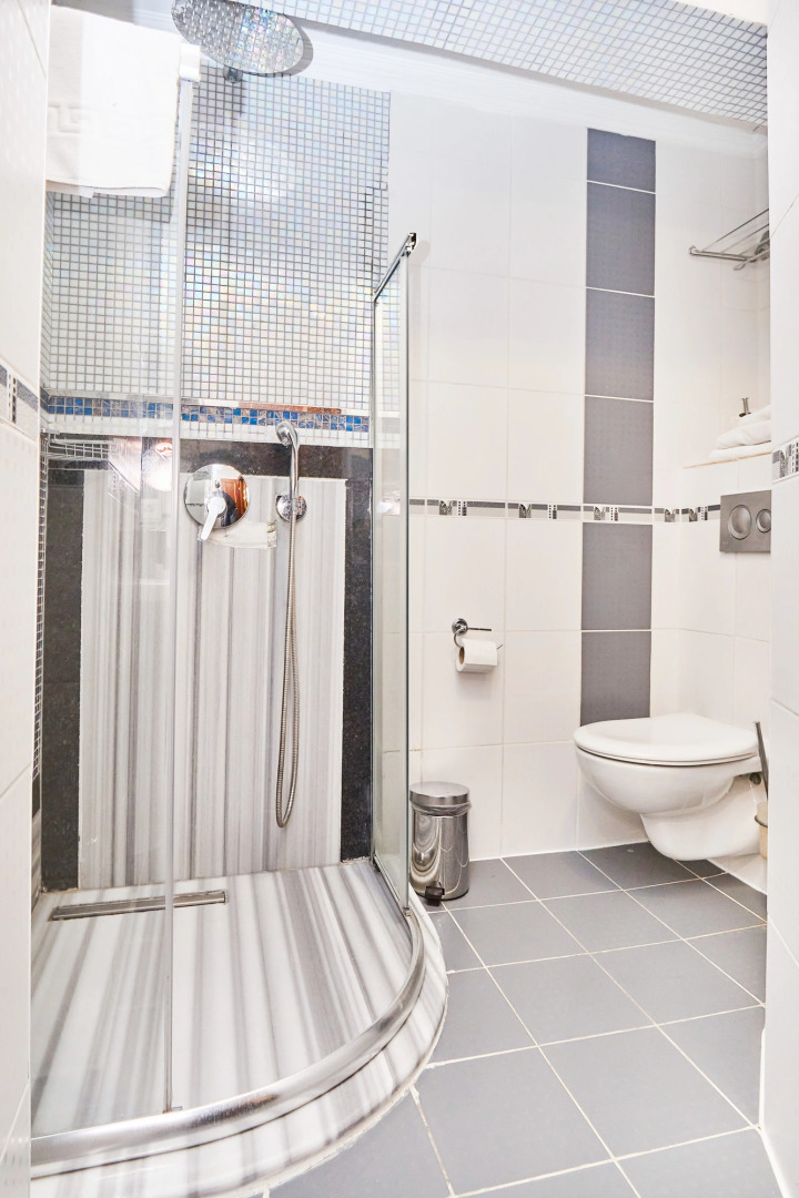 Отель Amber Hotel Istanbul