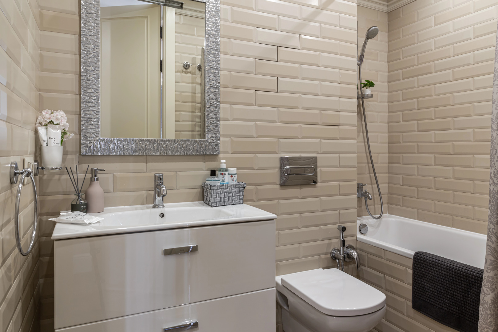 Квартира Moscow Deluxe Apartments Family Suite City View