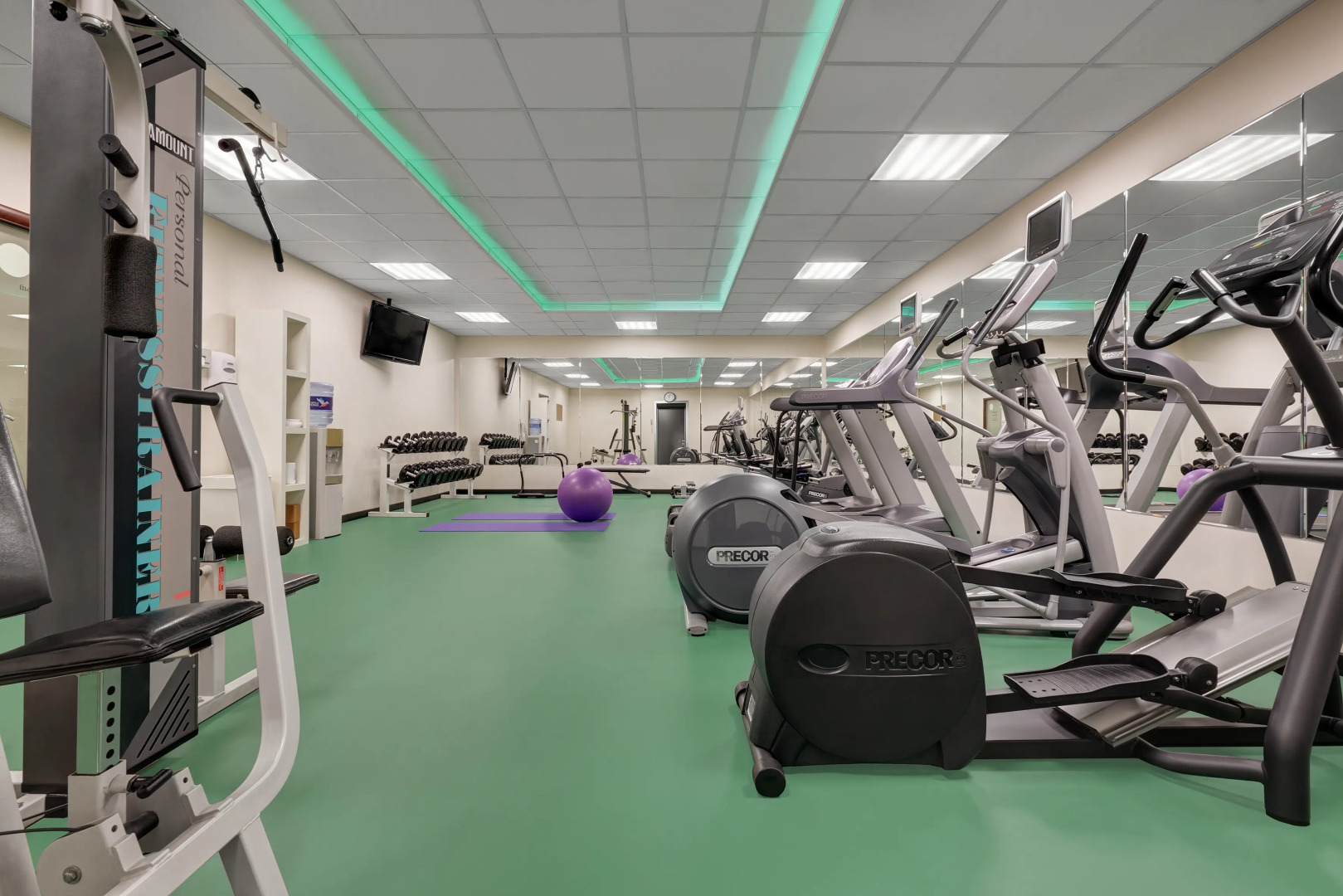 Отель Сафмар Тверская Москва (бывший Марриотт Тверская)