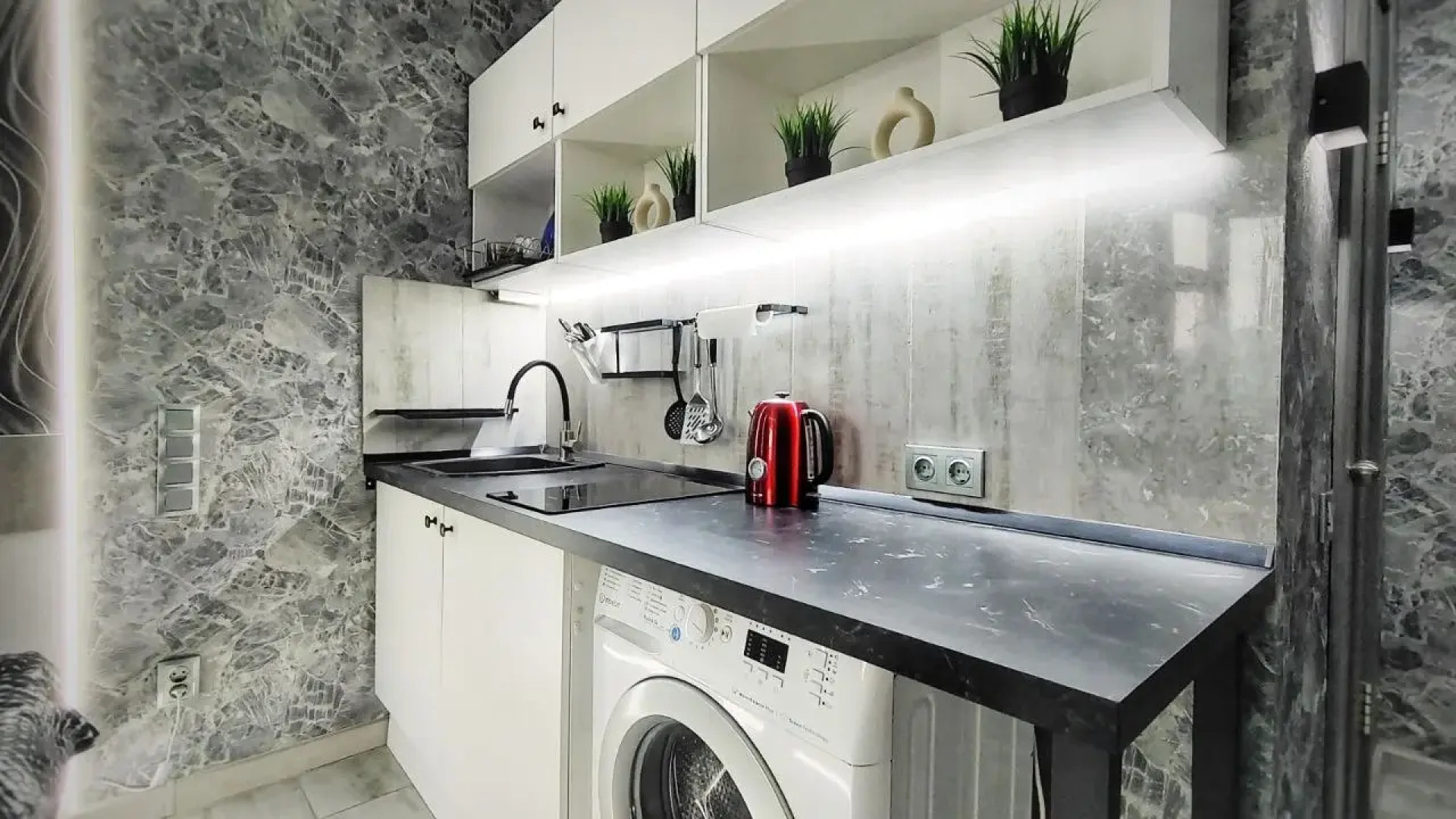 Квартира Guru c лаундж зоной на балконе