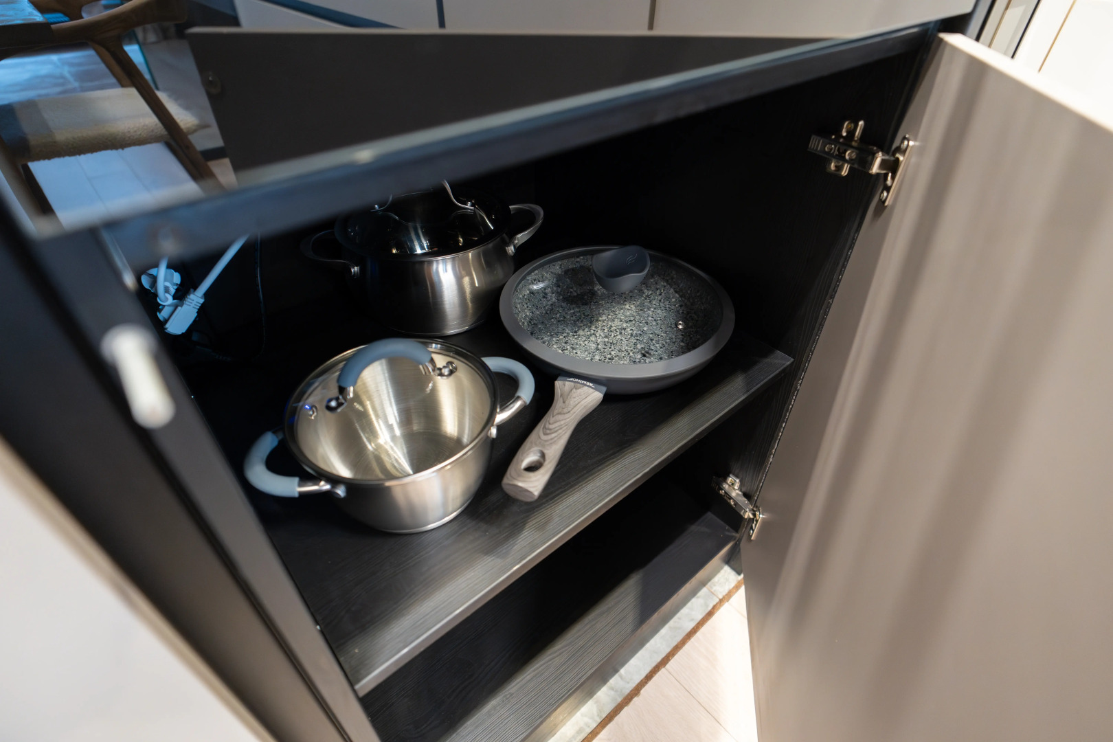 Апартаменты Lalapart Future House смарт-пространство с дизайнерской отделкой в ЖК Лайнер