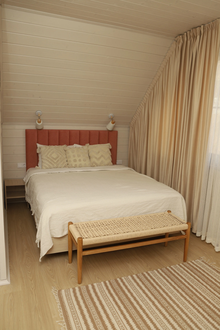 Частный дом Двухэтажный барнхаус с видом на горы