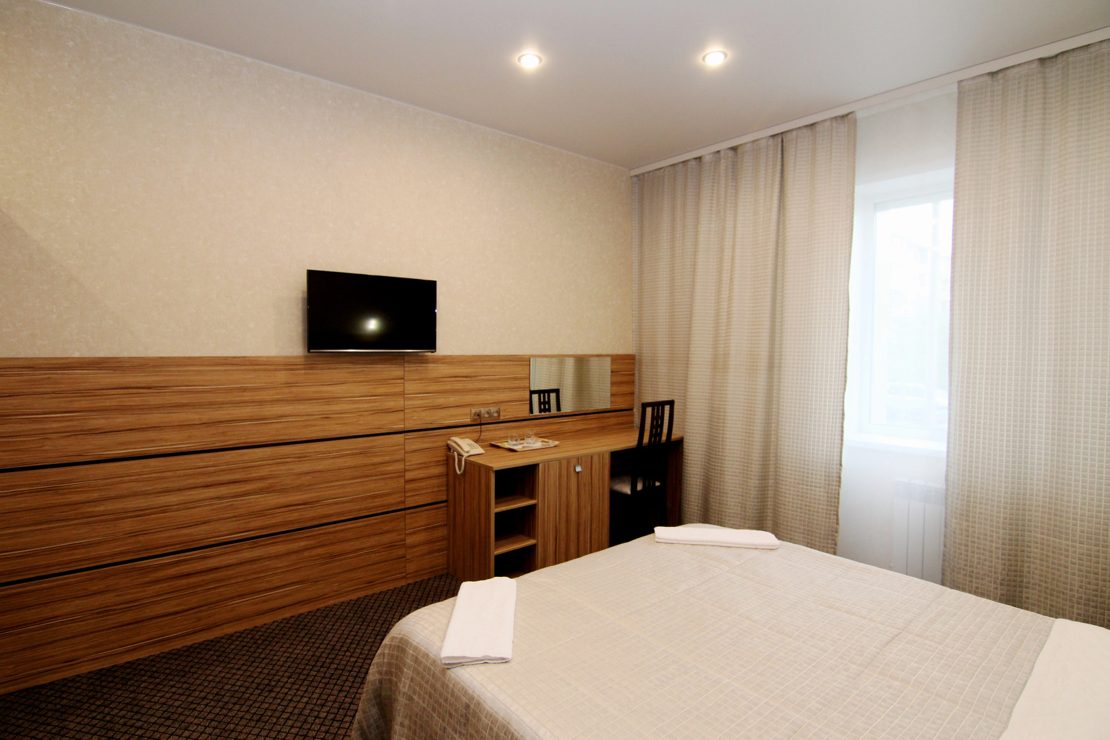 Отель Аврора