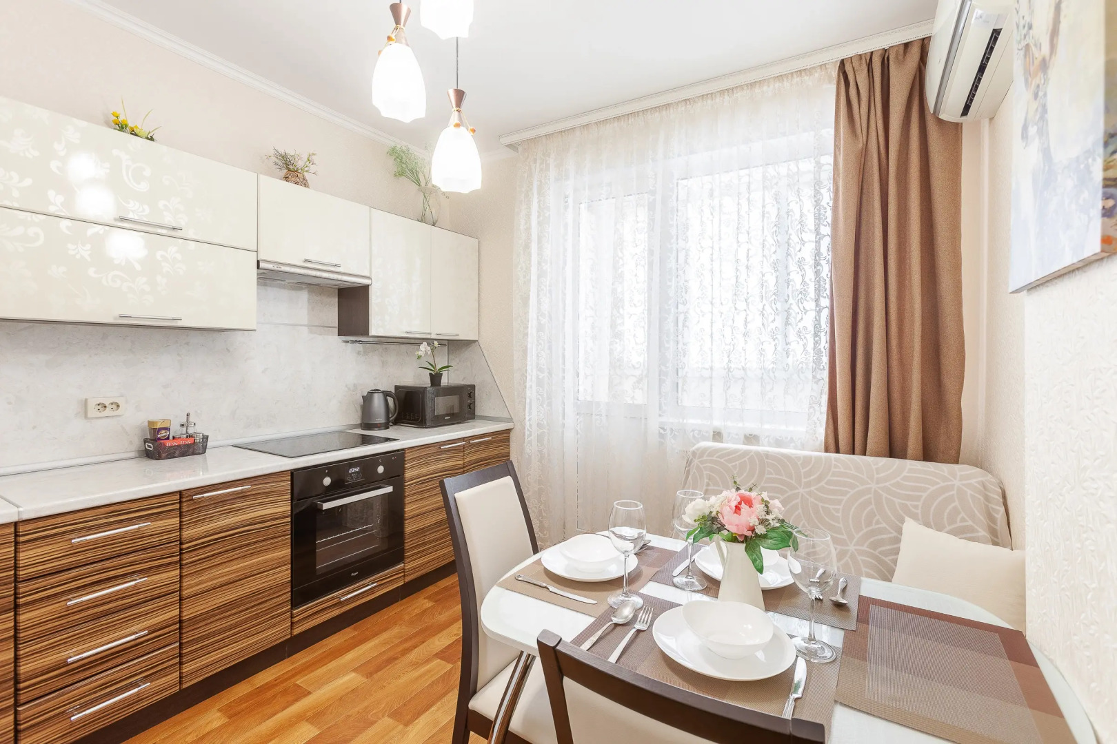 Апартаменты  RentPlaza на Улице Революционной-Центр