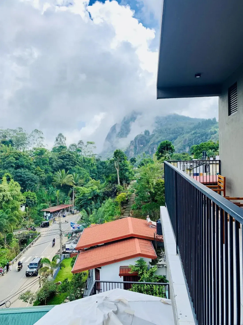 Отель Oak Ray La Ella Breeze