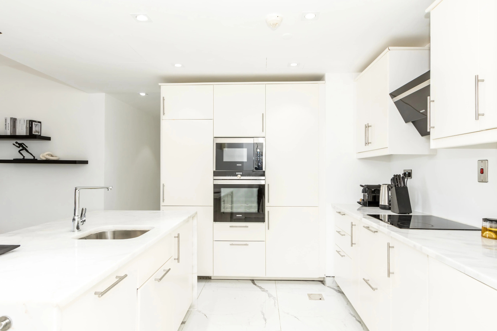 Апартаменты GMA Murjan 2BR Sea View High Floor