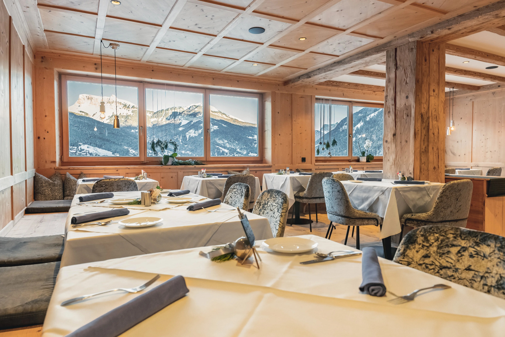 La Cort My Dollhouse - Adults Only