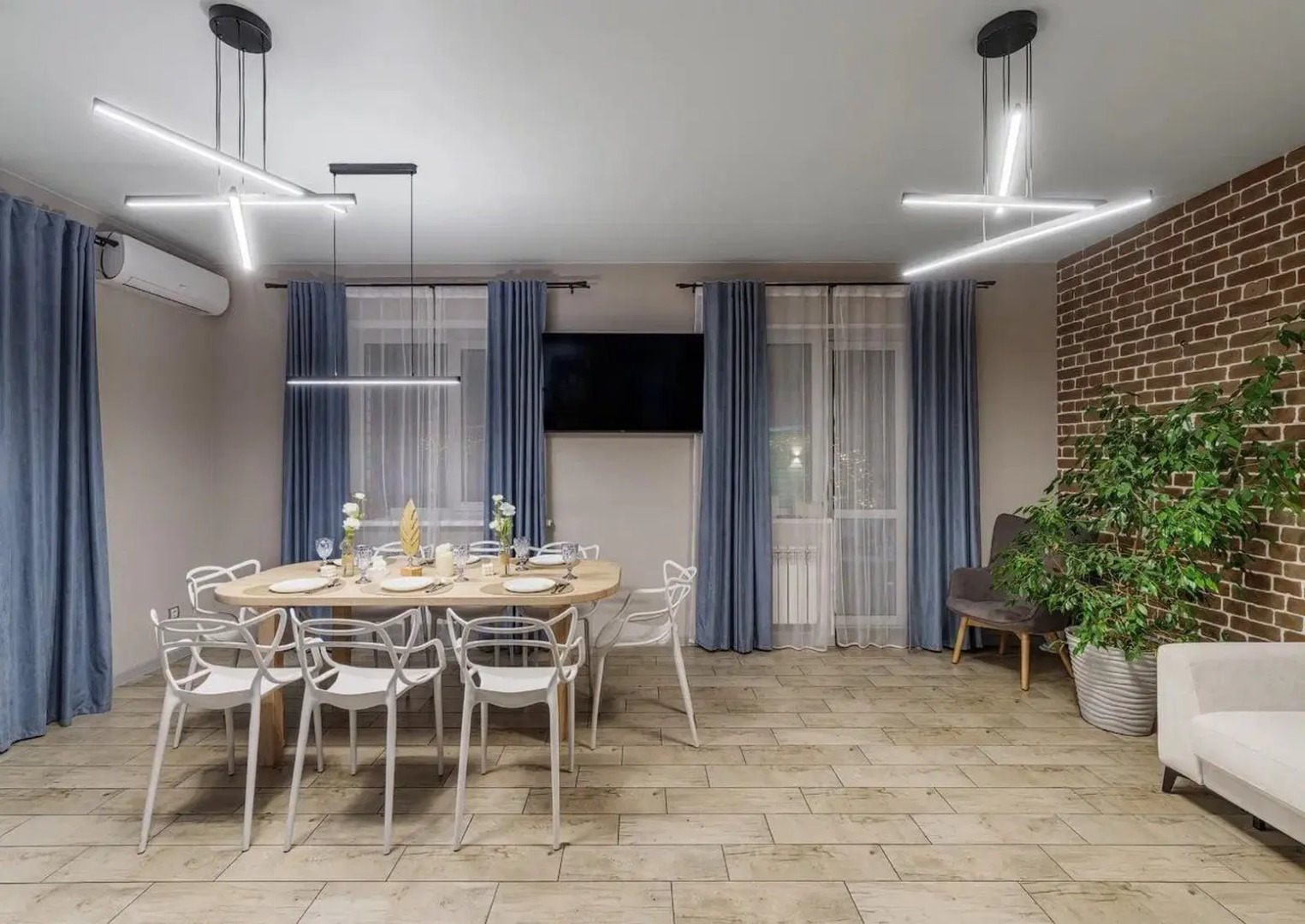 Частный дом Речной клуб Коттедж Малиновый с тёплым бассейном и баней