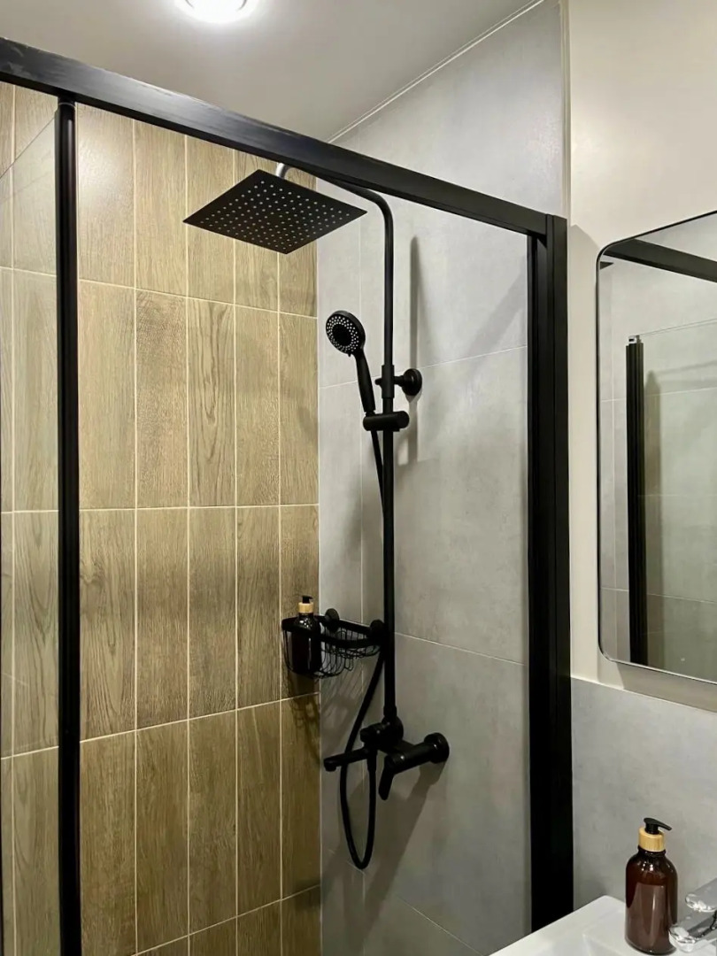 Апартаменты Unique Apart Юпитер 2 напротив МЧС, рядом с Мариинским театром и Кассационным судом на Красной 12