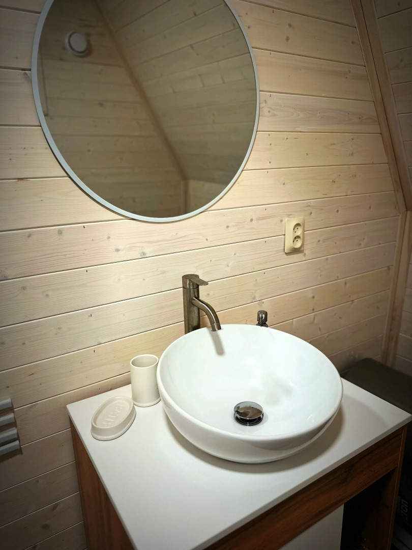 Частный дом с камином