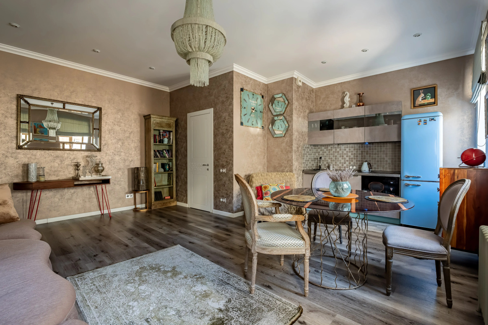 Апартаменты Скромное обаяние Петербурга