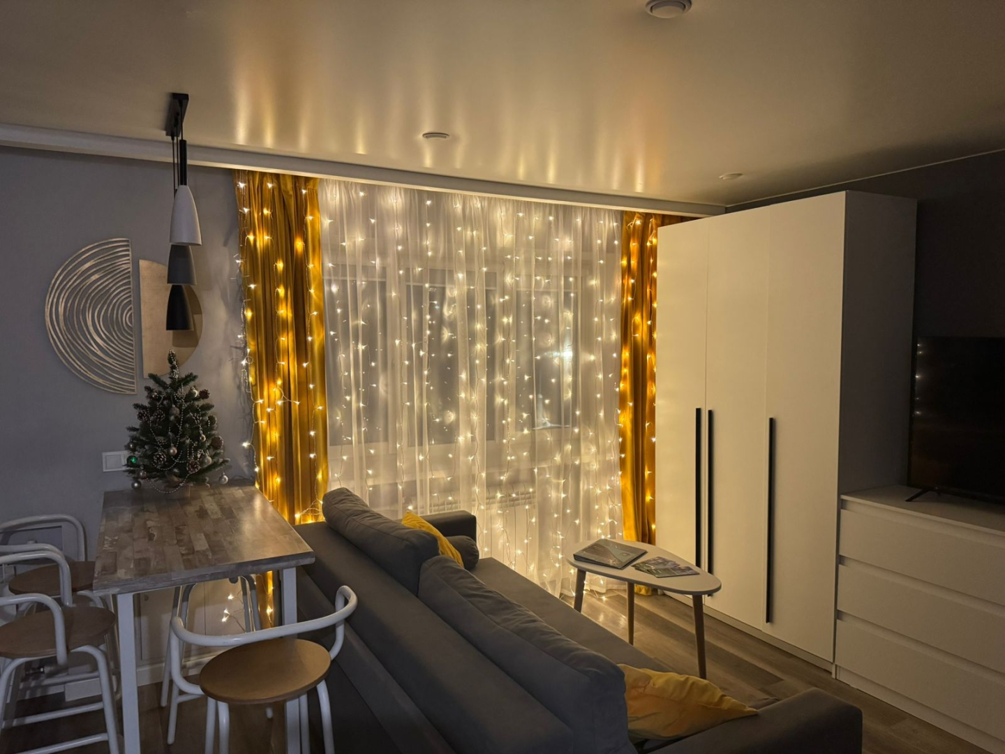 Квартира-студия в центре Мурманска