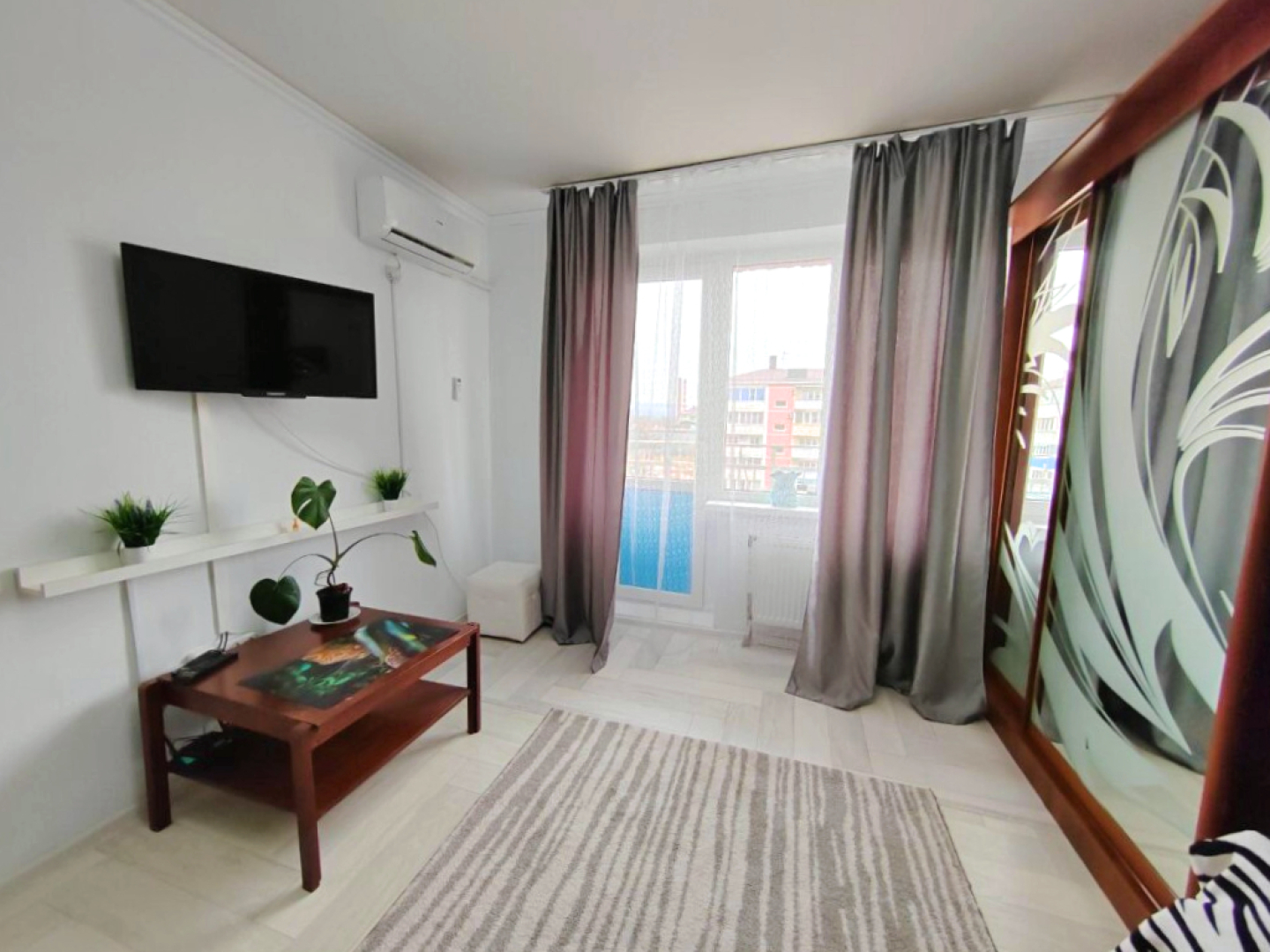 Апартаменты Октябрьская 37Б