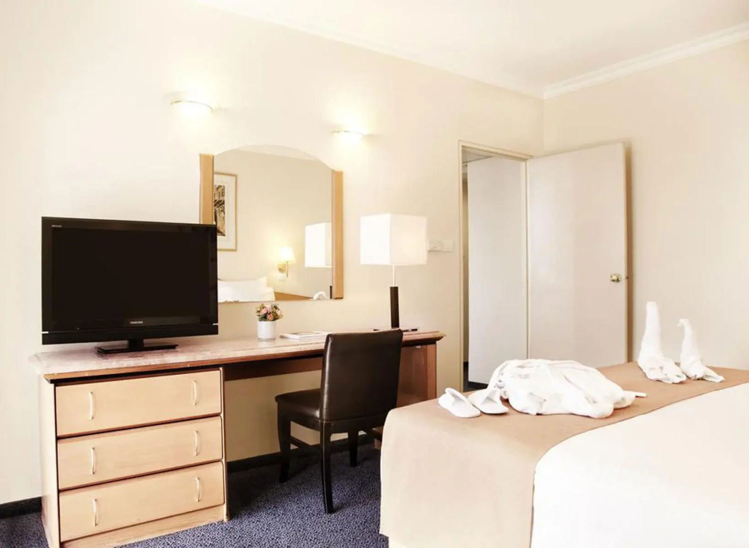 Отель Jerusalem Gardens Hotel & Spa