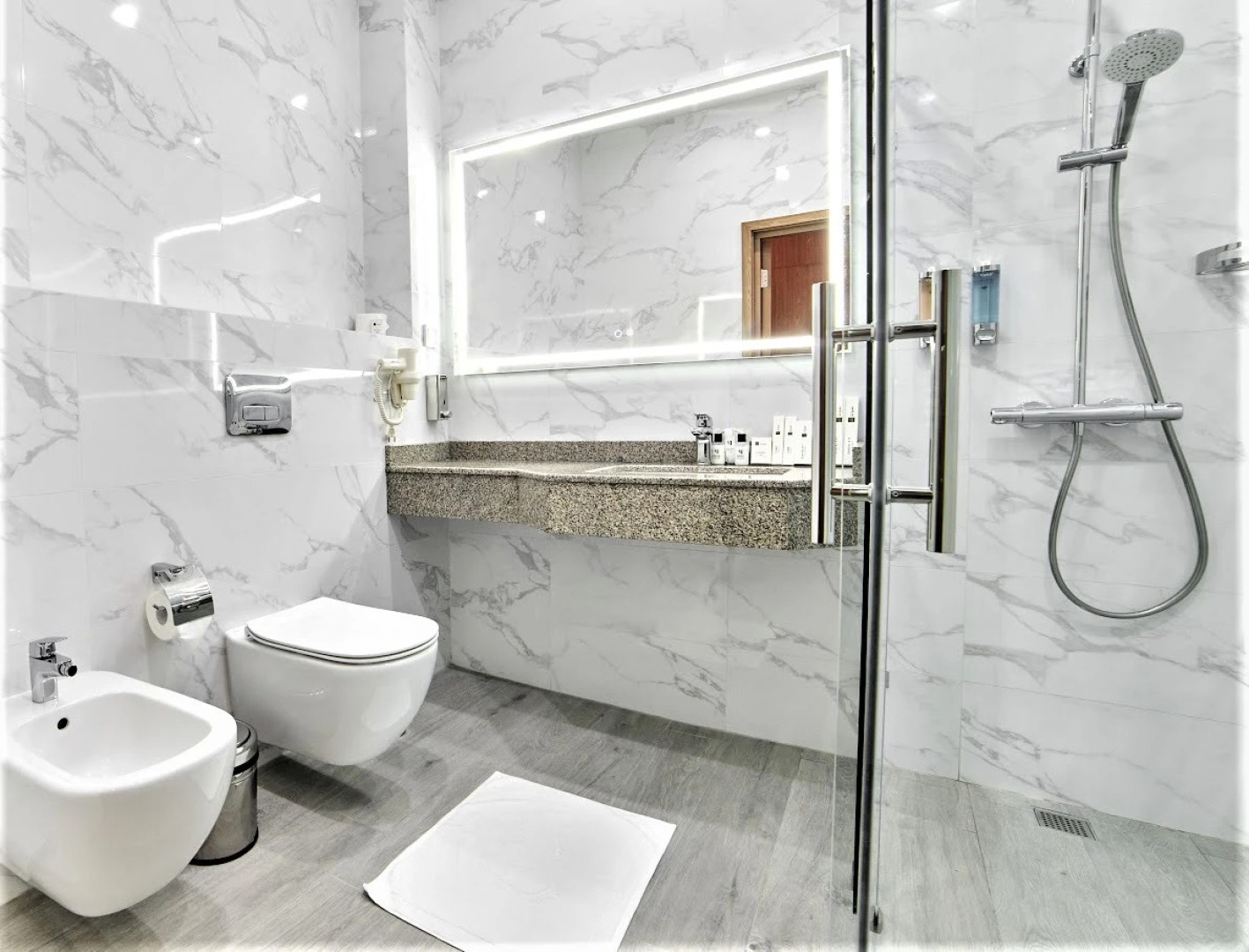 Отель Al Anvar Hotel