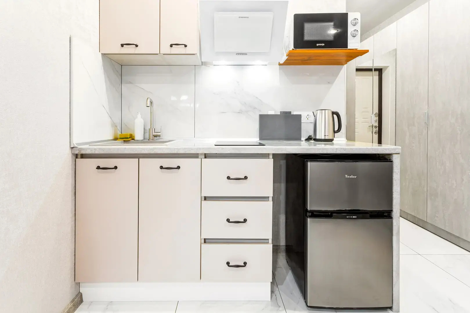 Апартаменты Студия LoveHotelSirius в ЖК бизнес класса Фрукты